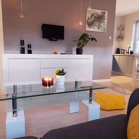 White Velvet Apartment Gorzow Wielkopolski Ngoại thất bức ảnh